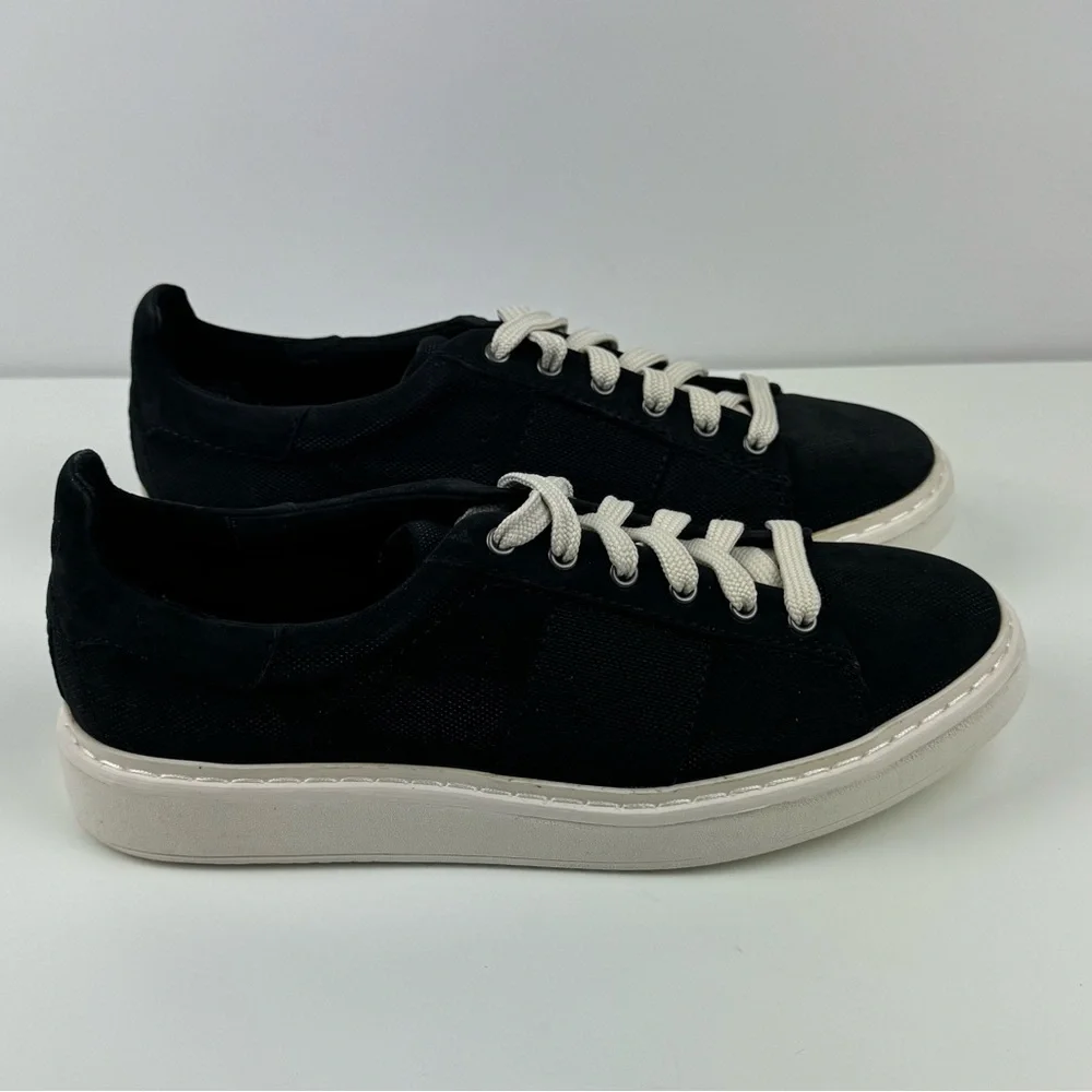 OTBT “Normcore” Women’s Sneakers size 10, Black, New‎ in Box (No Lid)